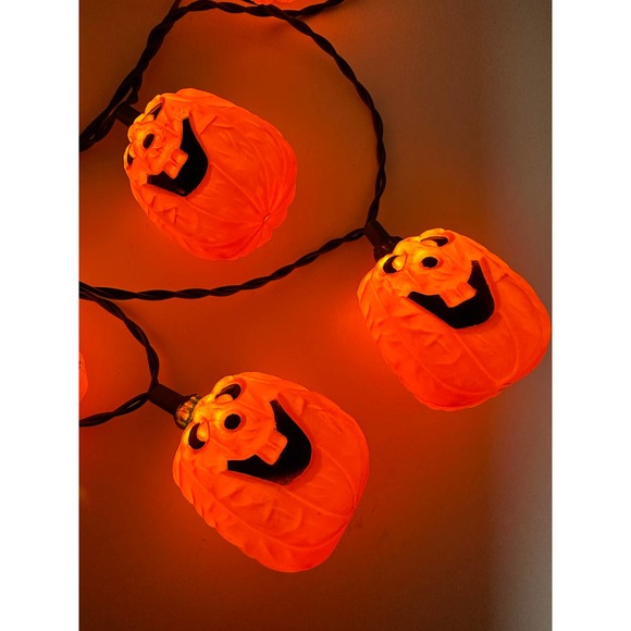 Blow Mold Halloween Pumpkin String Lights - Jack O' Lantern 6 Ft. - Picture 5 of 7